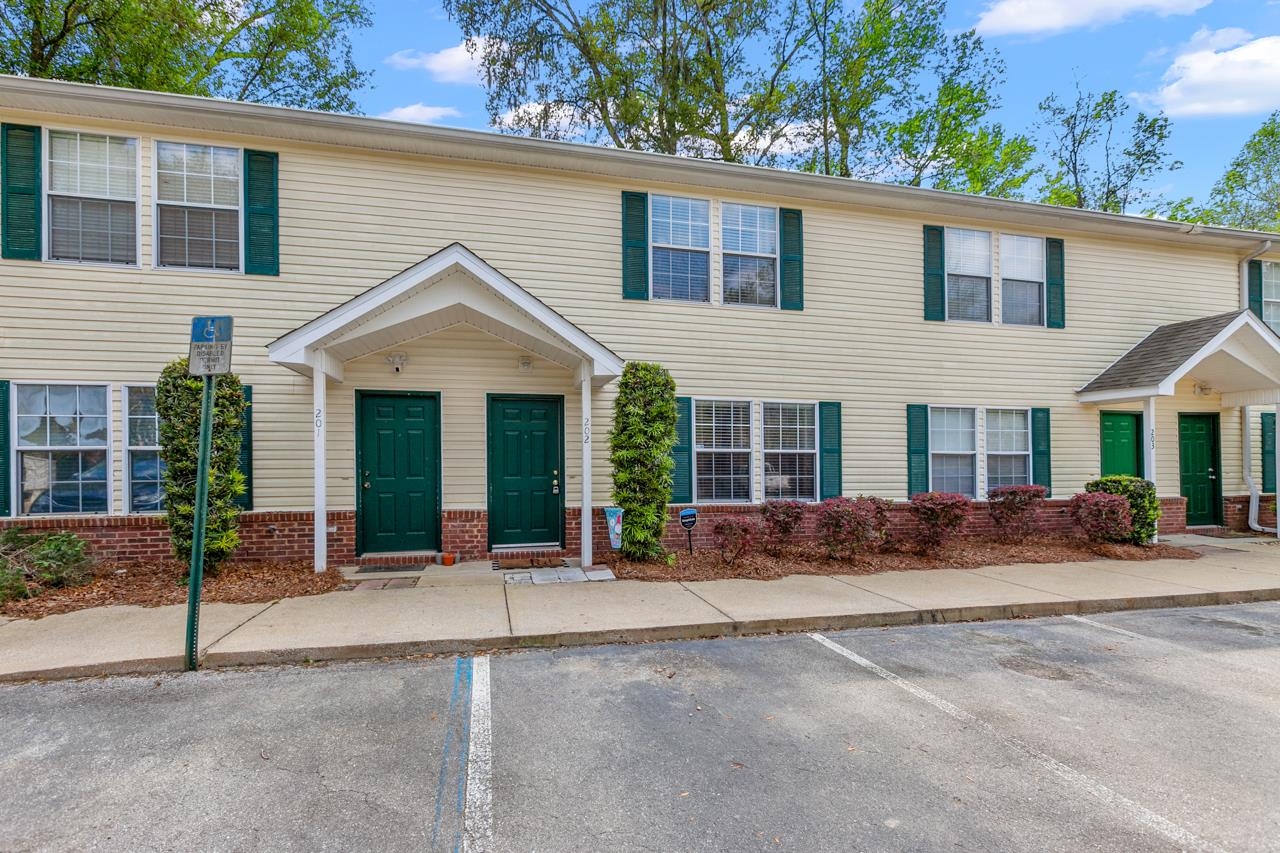 2520 Graves Road, Unit 202 Tallahassee, FL 32303 - Photo 18 of 26 Gallery Image 18