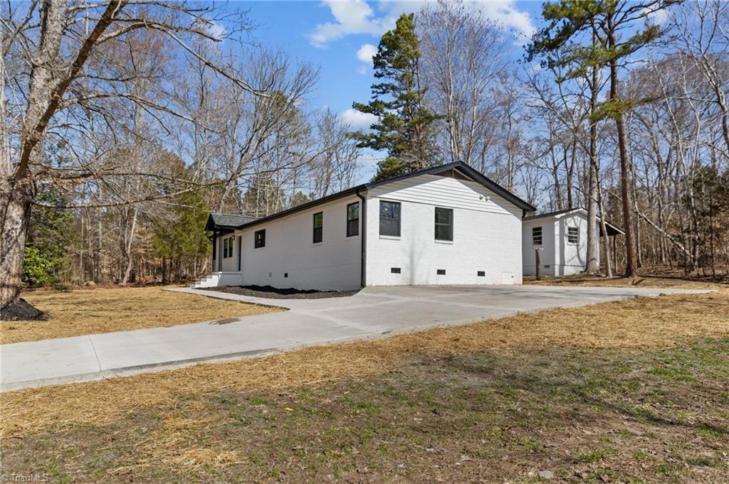 2378 Thayer Road Trinity, NC 27370 - Photo 30 of 32
