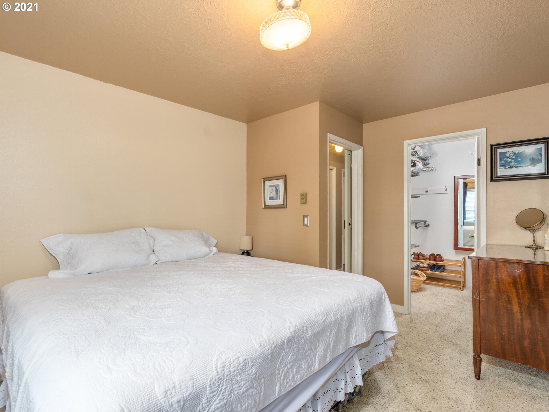 15938 Quarry Road, Unit 3A Lake Oswego, OR 97035 - Photo 15 of 21 Gallery Image 15