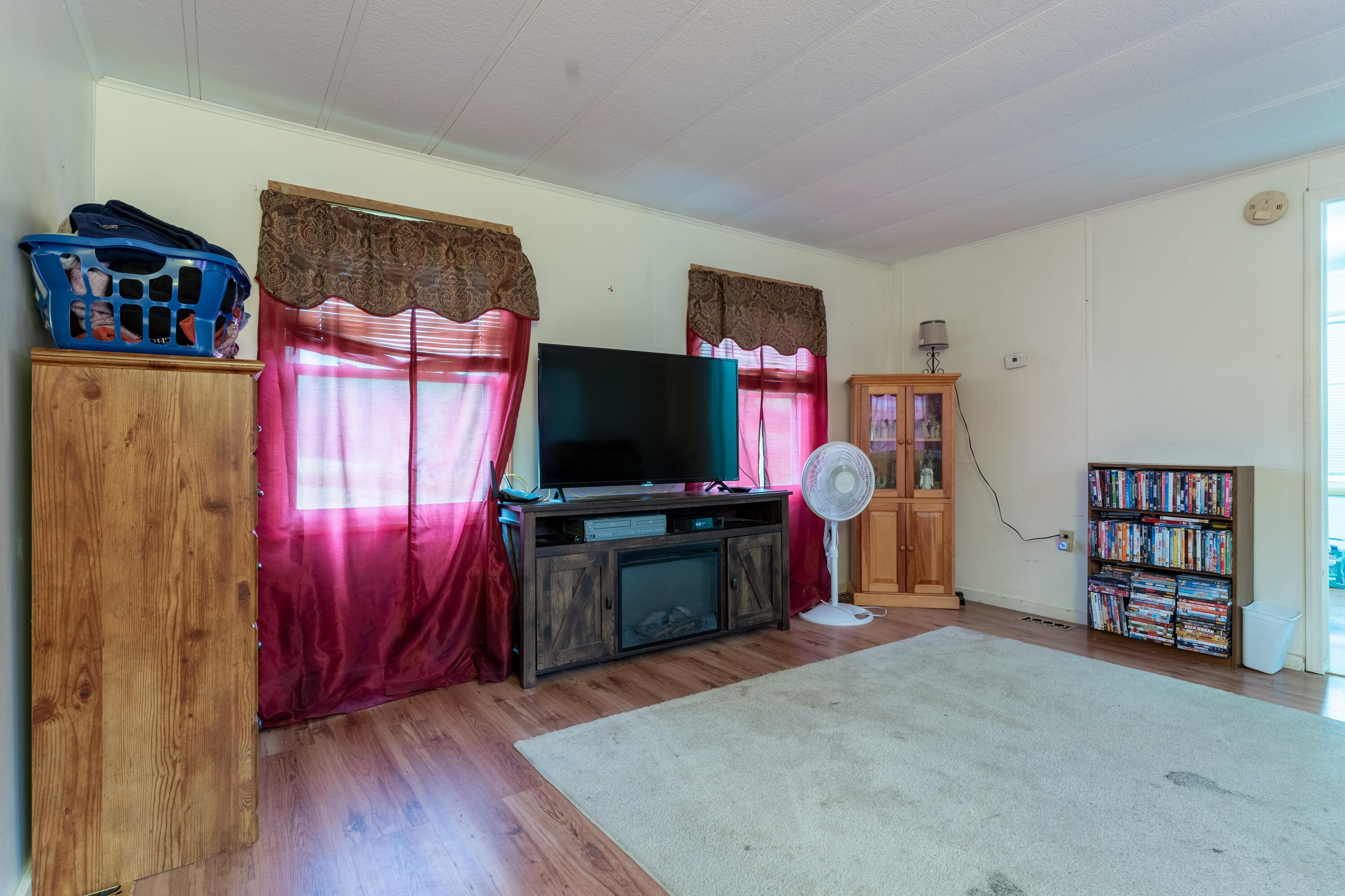 257 Center Road Fairfield, ME 04937 - Photo 7 of 26 DSC07362-HDR