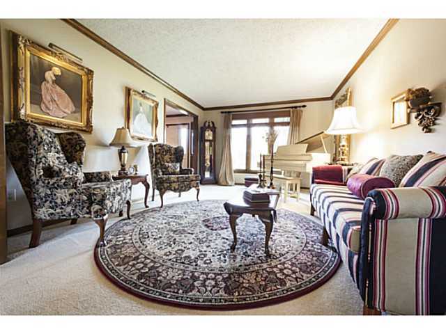 1002 Rutland Way Columbus, OH 43085 - Photo 3 of 22 Gallery Image 3