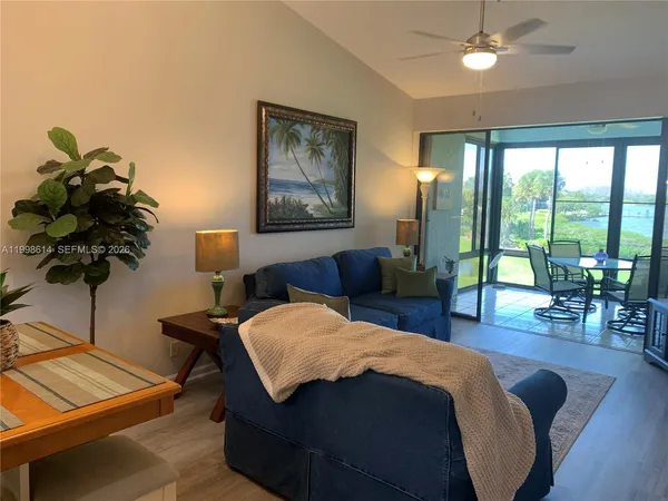 $449,000 | 6082 Southeast Landing Way, Unit 10, Stuart, FL 34997