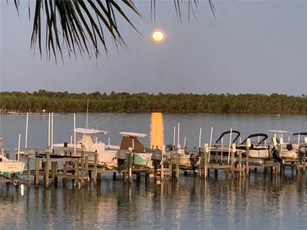 $449,000 | 6082 Southeast Landing Way, Unit 10, Stuart, FL 34997