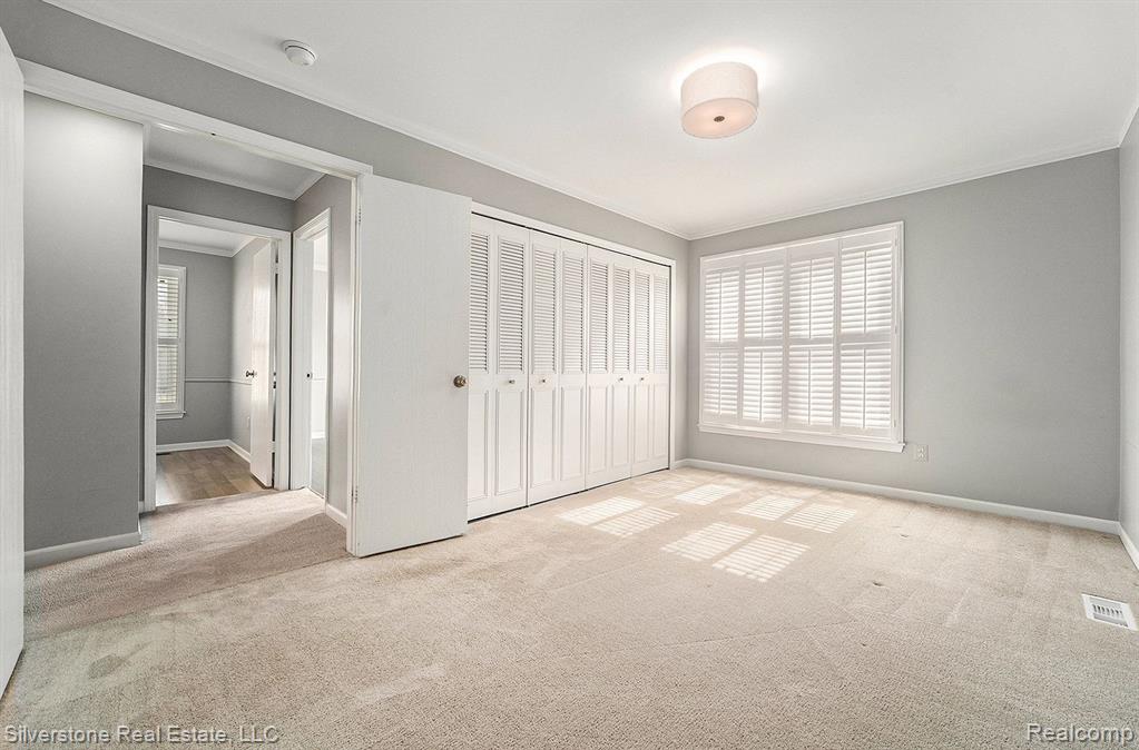 804 Dickson Lane Rochester Hills, MI 48307 - Photo 14 of 24