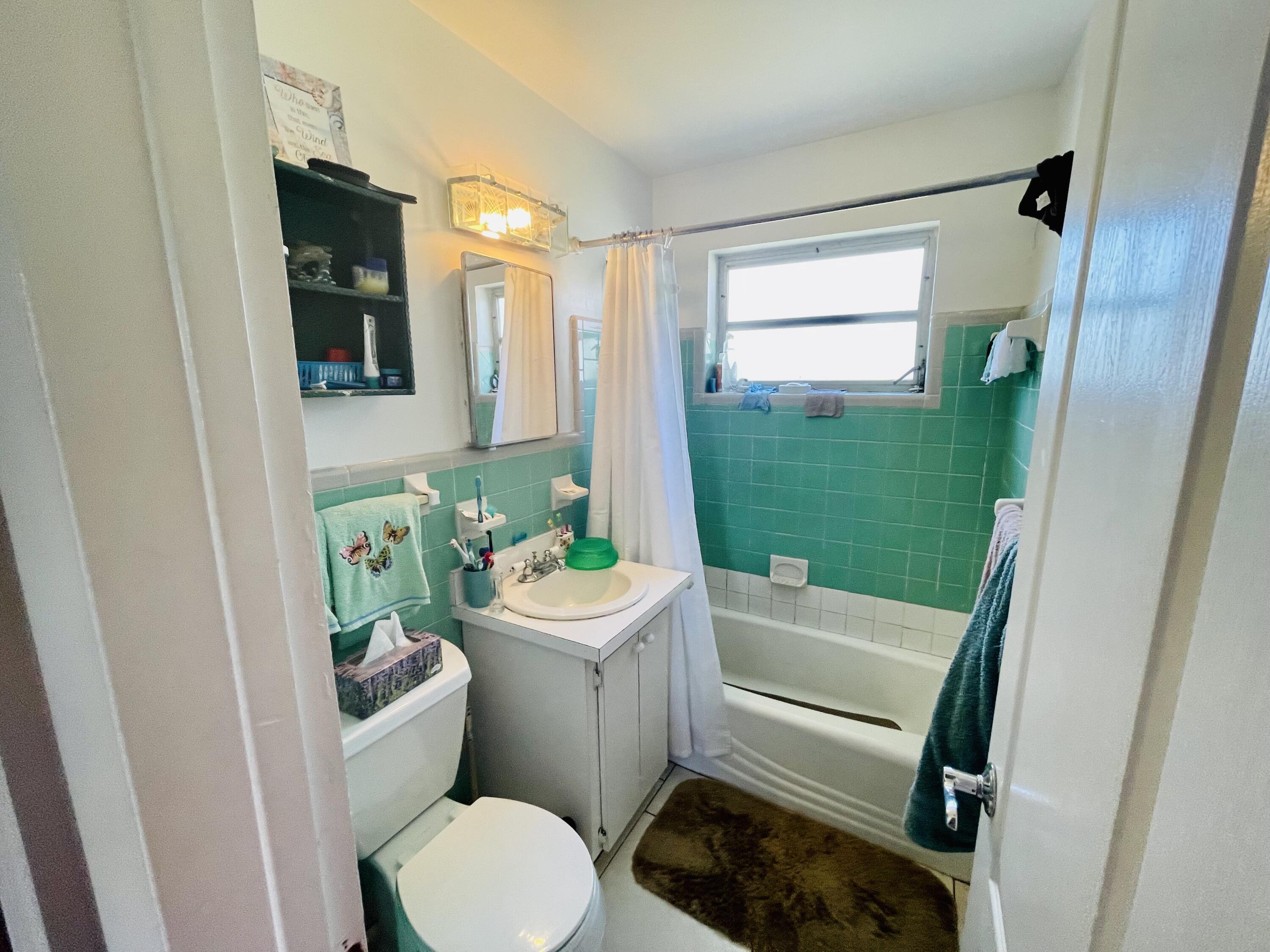 957 West 7th Street Riviera Beach, FL 33404 - Photo 17 of 30 Unit 2