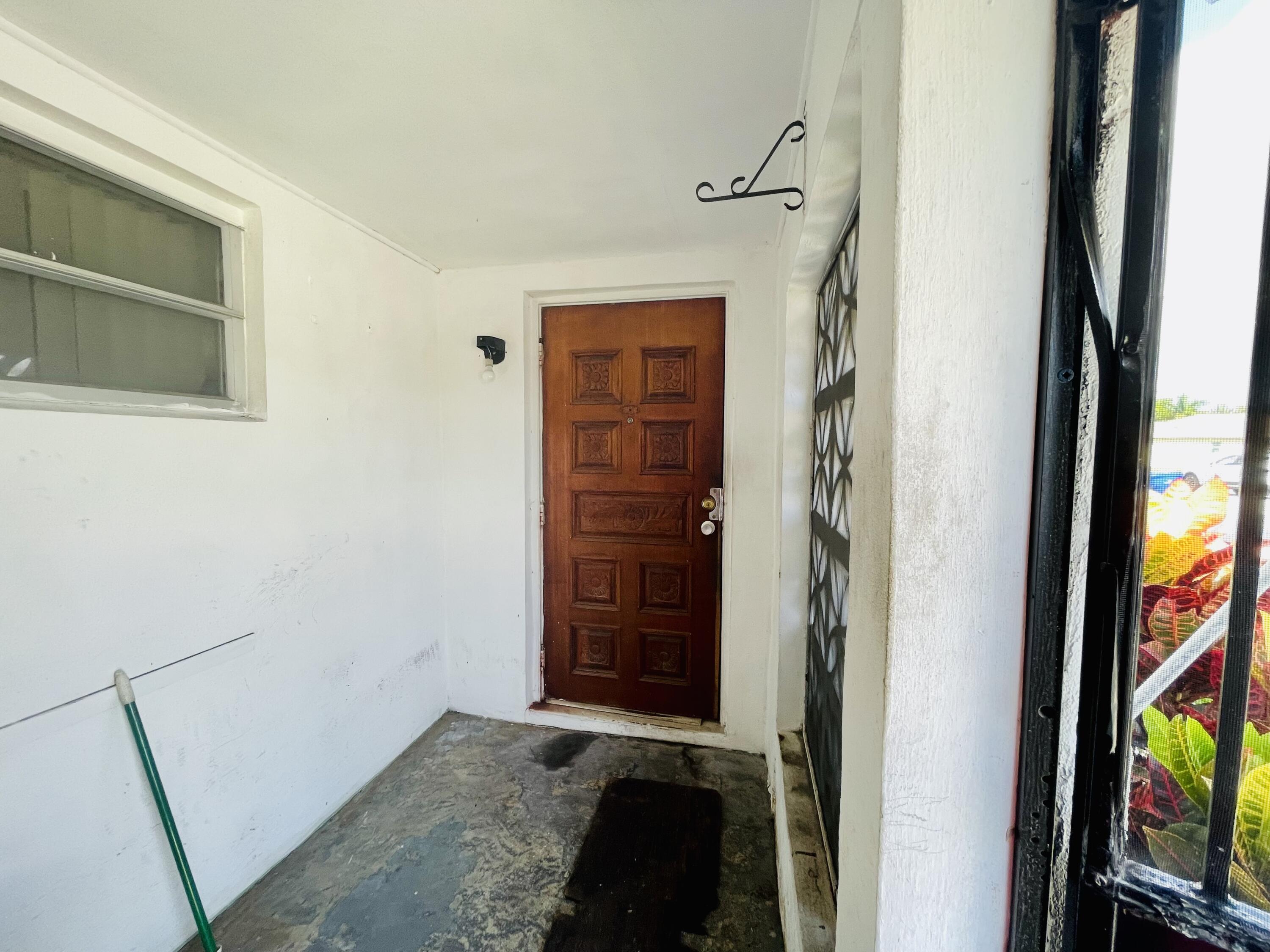 957 West 7th Street Riviera Beach, FL 33404 - Photo 2 of 30 Unit 1