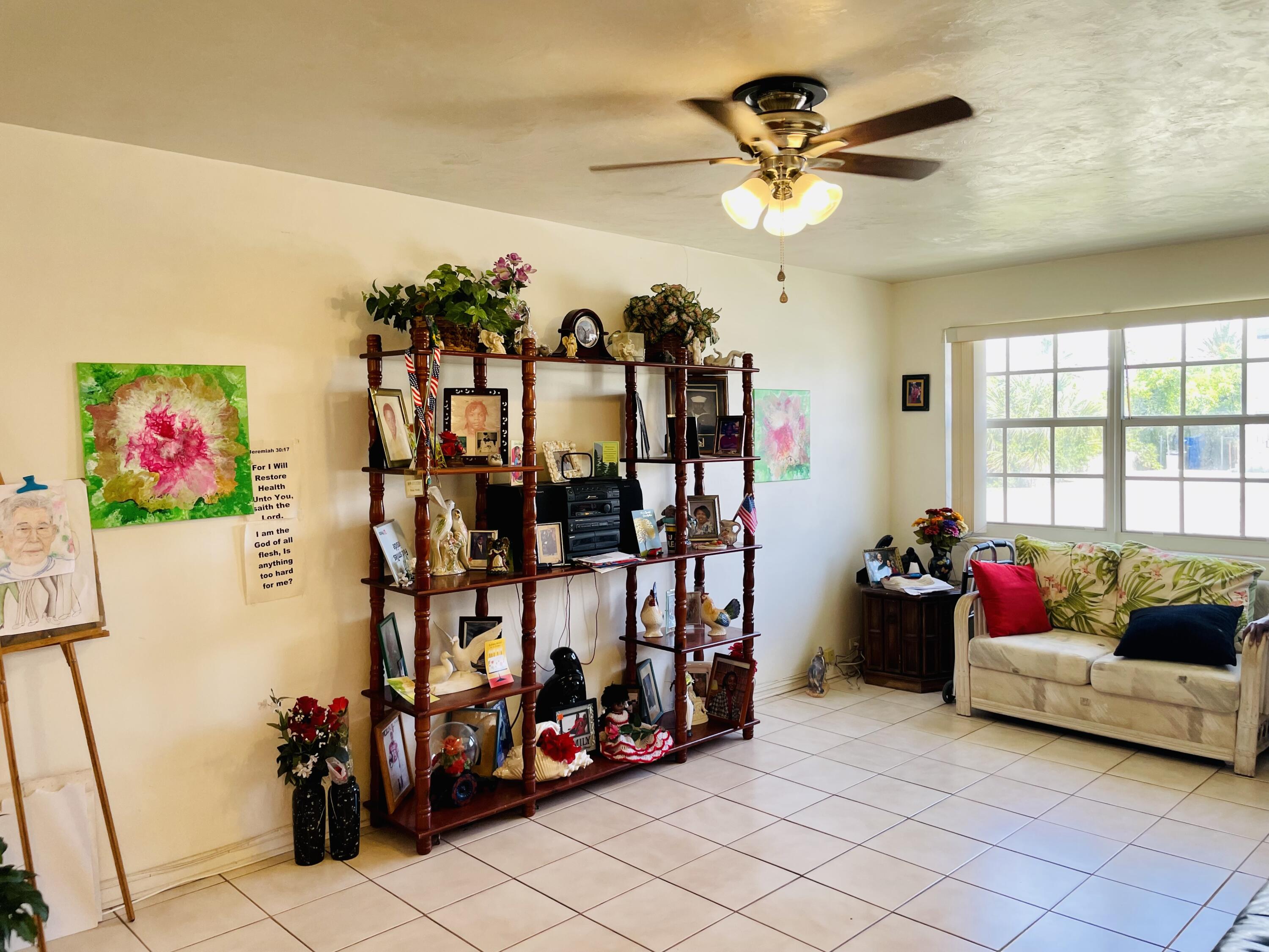 957 West 7th Street Riviera Beach, FL 33404 - Photo 4 of 30 Unit 1
