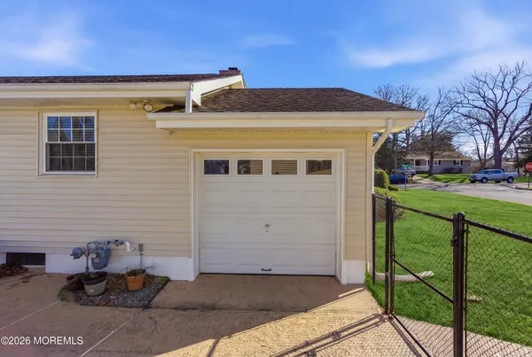 $1,098,000 | 603 Carol Avenue, Oakhurst, NJ 07755