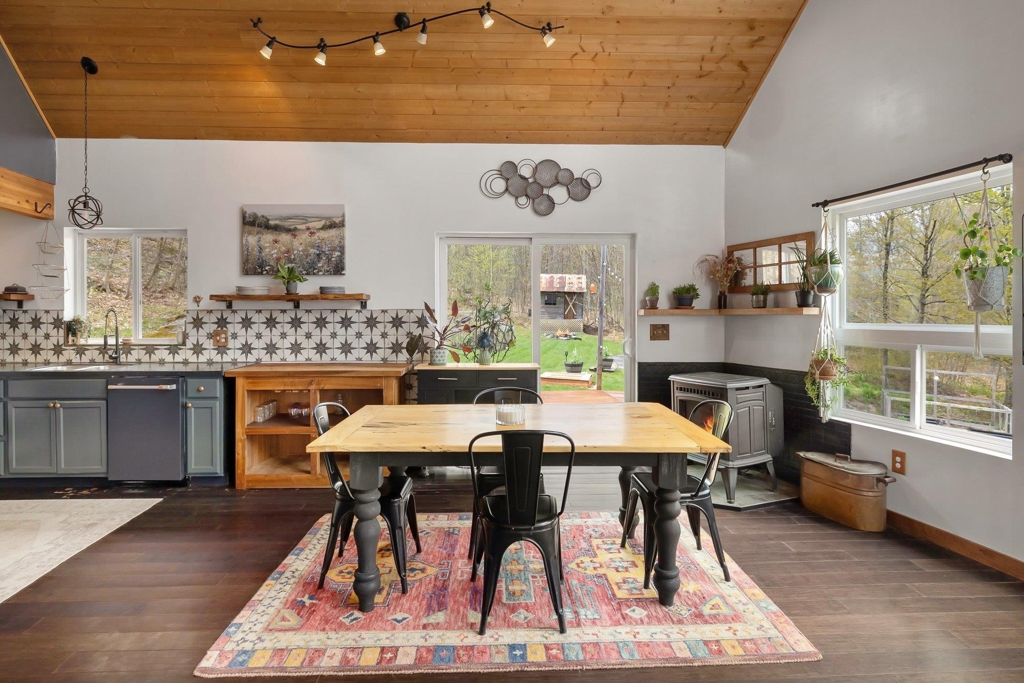 96 Deerfield Hills Road Morristown, VT 05661 - Photo 11 of 48