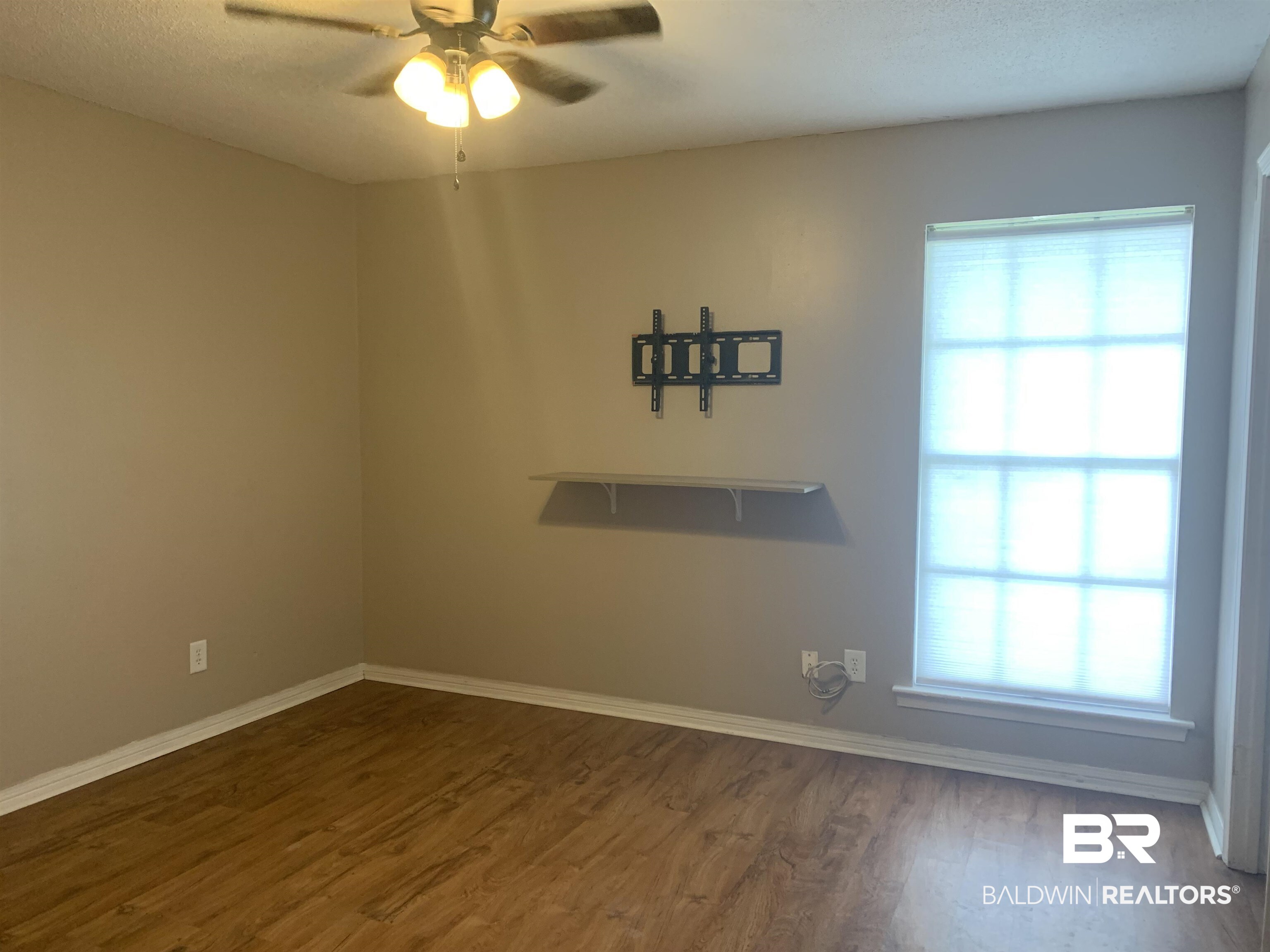 4430 Champlain Avenue Mobile, AL 36619 - Photo 11 of 13
