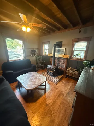 $137,500 | 204 Grant Street, Royal Center, IN 46978