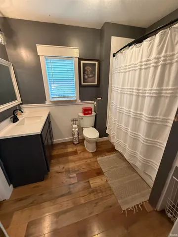 $137,500 | 204 Grant Street, Royal Center, IN 46978