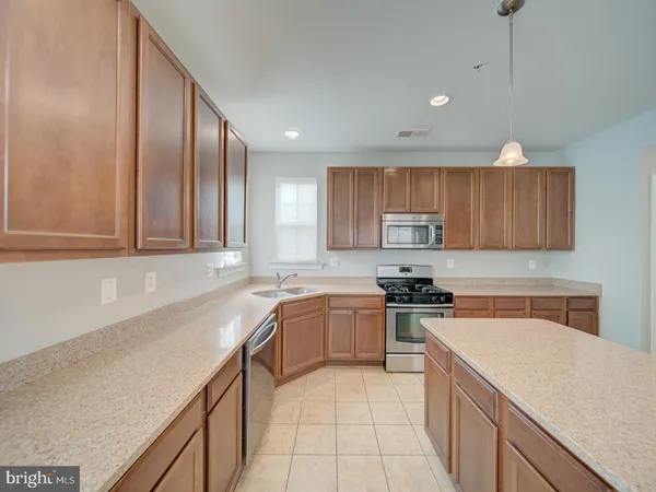 $559,900 | 228 Buckeye Circle, La Plata, MD 20646