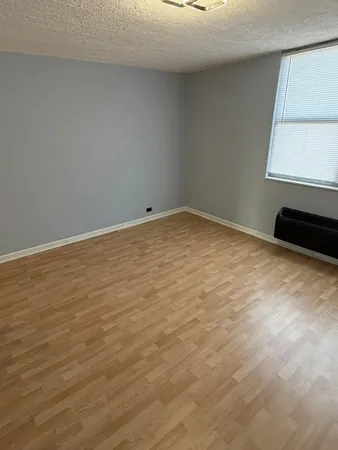 $54,900 | 4300 West Ford City Drive, Unit 401A, Chicago, IL 60652