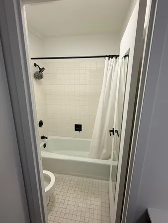 $54,900 | 4300 West Ford City Drive, Unit 401A, Chicago, IL 60652