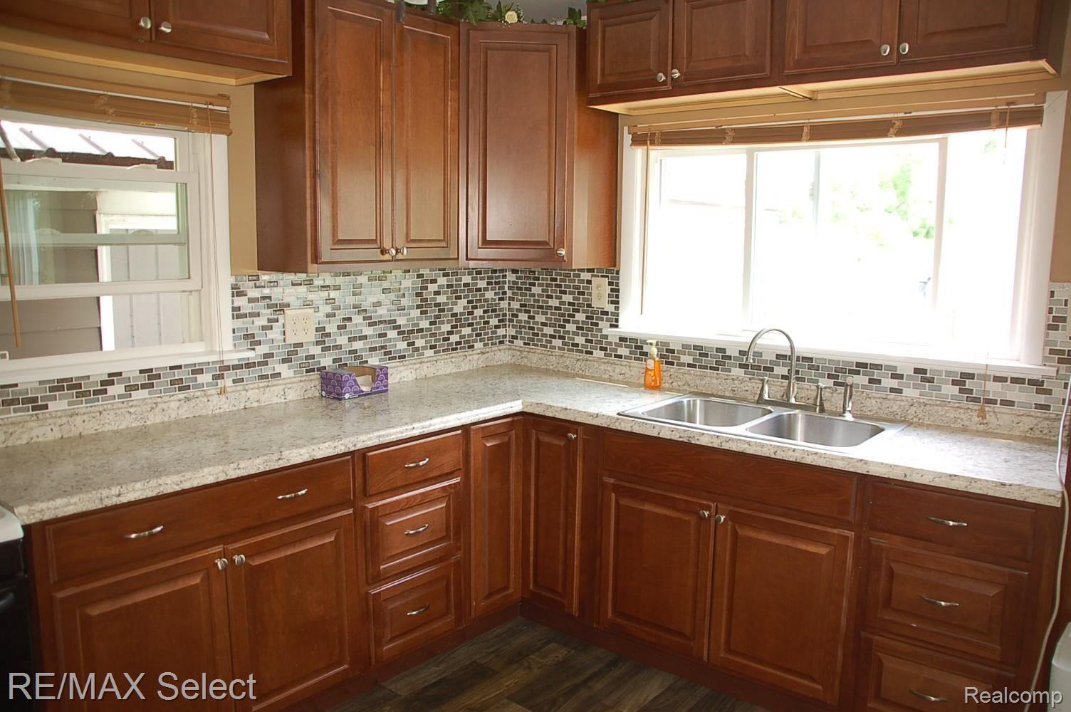 9078 North Irish Road Mount Morris, MI 48458 - Photo 13 of 20 DSC_0013.JPG