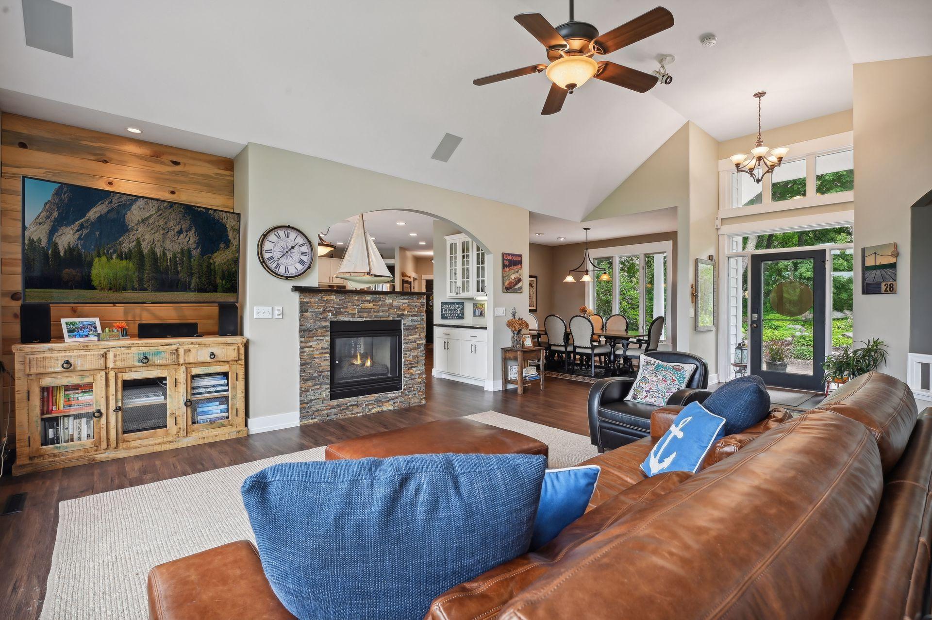 399 Ridgeview Drive Wayzata, MN 55391 - Photo 5 of 60