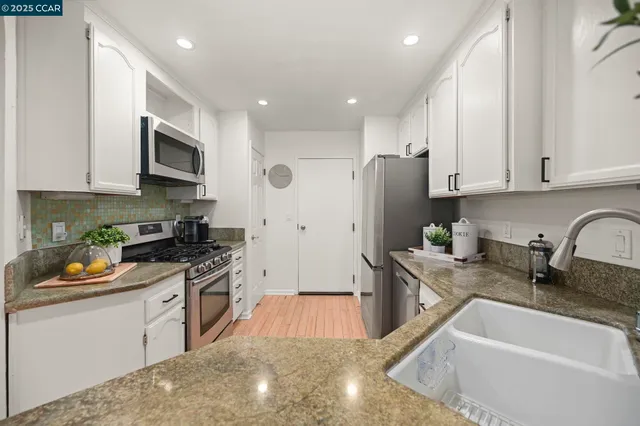 $1,099,000 | 35 Danville Oak Place, Danville, CA 94526