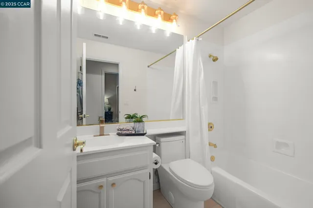 $1,099,000 | 35 Danville Oak Place, Danville, CA 94526