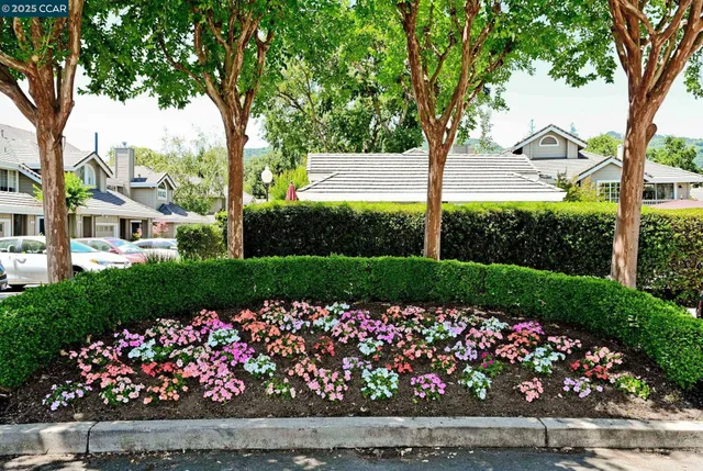 $1,099,000 | 35 Danville Oak Place, Danville, CA 94526