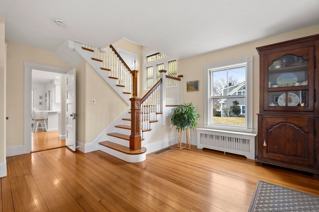 67 Frothingham Street Milton, MA 02186 - Photo 5 of 42