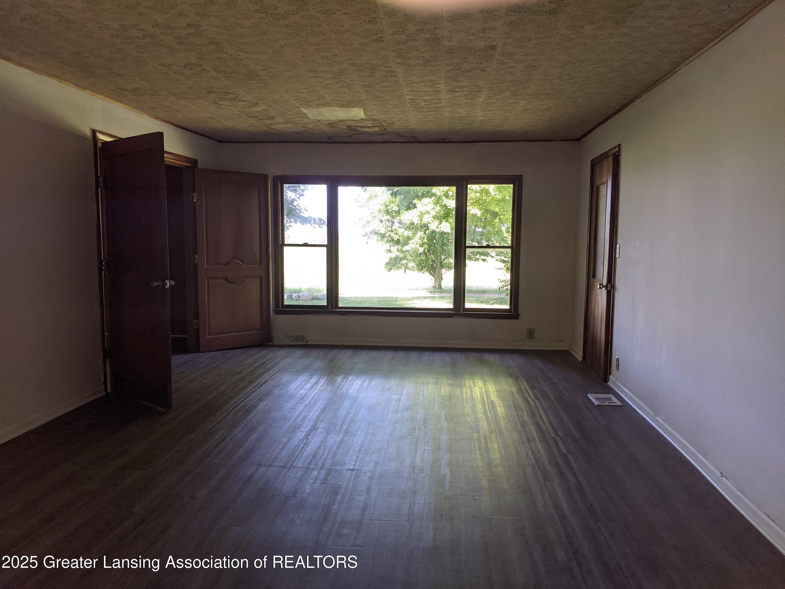 9250 Parker Road Mulliken, MI 48861 - Photo 8 of 10 PXL_20250627_141323241