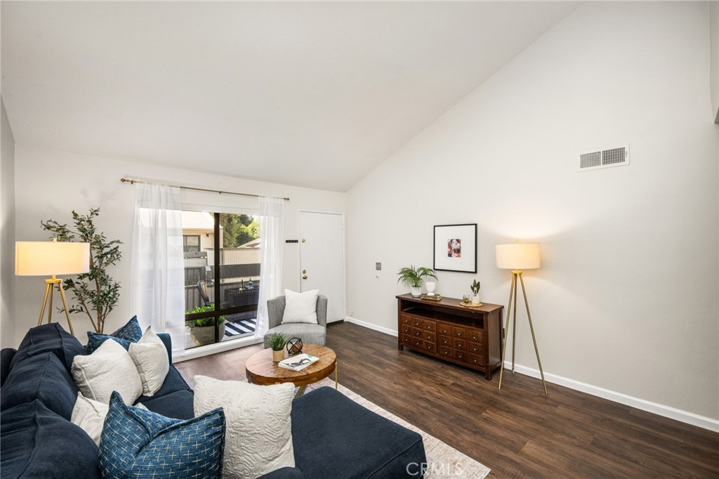 3032 Associated, Unit 89 Fullerton, CA 92835 - Photo 5 of 32 Gallery Image 5