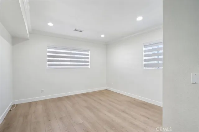 $449,950 | 7439 Woodman Avenue, Unit 31, Van Nuys, CA 91401