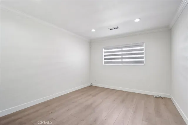 $449,950 | 7439 Woodman Avenue, Unit 31, Van Nuys, CA 91401