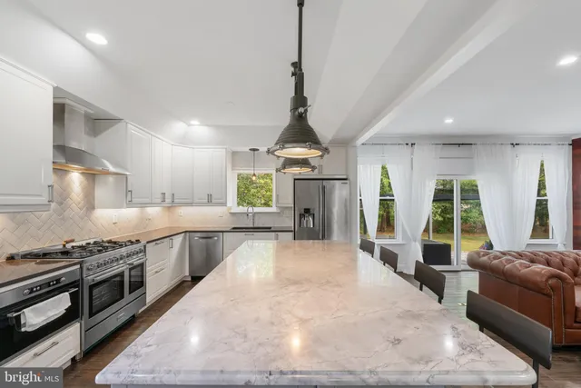 $975,000 | 1038 Cottonwood Drive, Collegeville, PA 19426