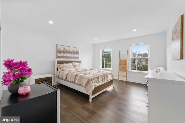 $975,000 | 1038 Cottonwood Drive, Collegeville, PA 19426