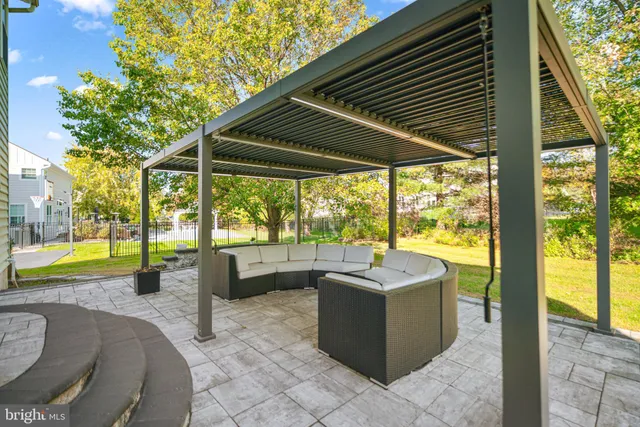 $975,000 | 1038 Cottonwood Drive, Collegeville, PA 19426