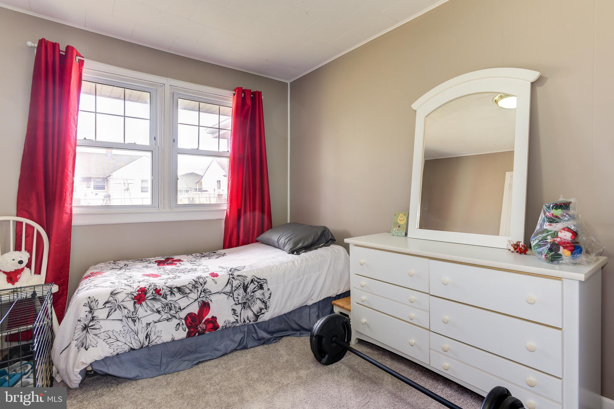 447 Colonial Road Bellmawr, NJ 08031 - Photo 19 of 27 Gallery Image 19