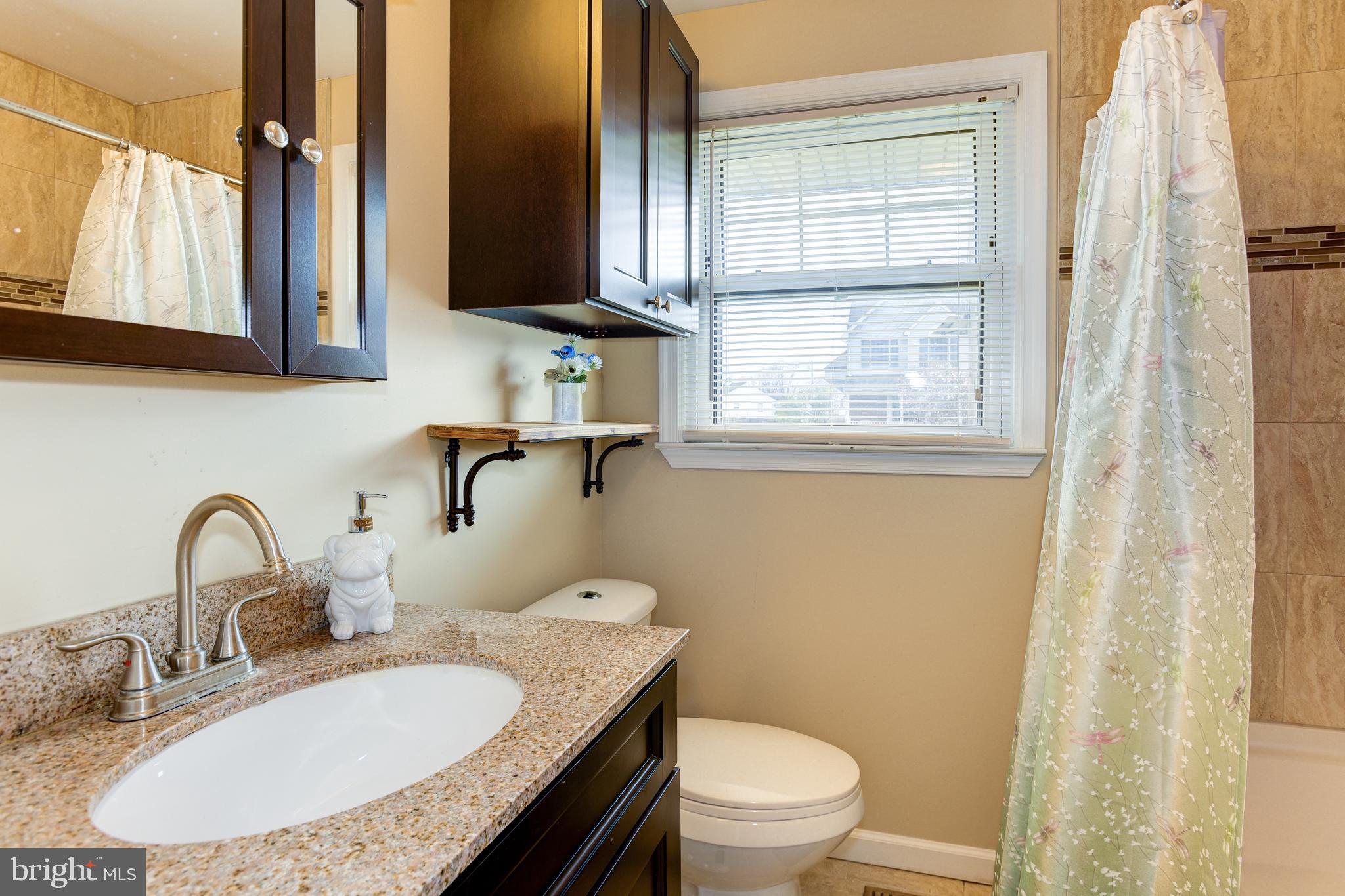 447 Colonial Road Bellmawr, NJ 08031 - Photo 22 of 27 Gallery Image 22