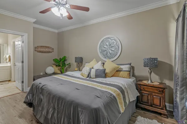 $244,500 | 11182 River Highlands Drive, Unit 4A, St. Amant, LA 70774