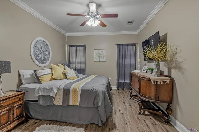 $244,500 | 11182 River Highlands Drive, Unit 4A, St. Amant, LA 70774