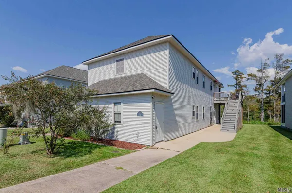 $244,500 | 11182 River Highlands Drive, Unit 4A, St. Amant, LA 70774