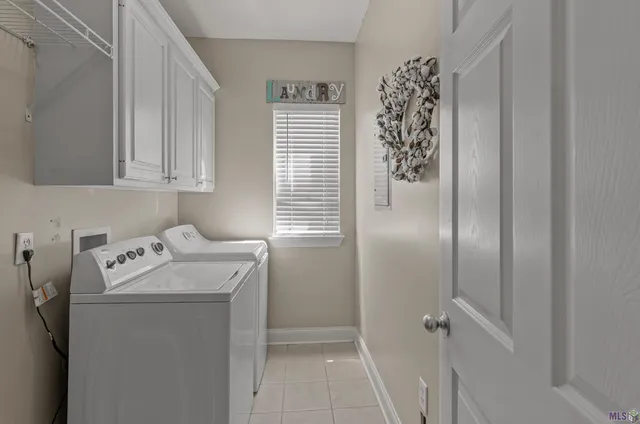 $244,500 | 11182 River Highlands Drive, Unit 4A, St. Amant, LA 70774