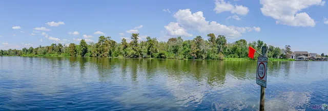 $244,500 | 11182 River Highlands Drive, Unit 4A, St. Amant, LA 70774