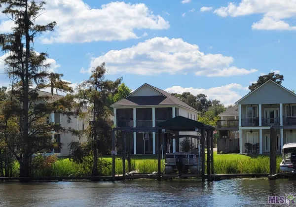 $244,500 | 11182 River Highlands Drive, Unit 4A, St. Amant, LA 70774