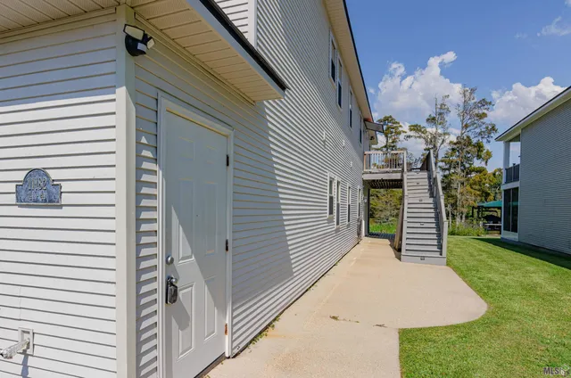 $244,500 | 11182 River Highlands Drive, Unit 4A, St. Amant, LA 70774