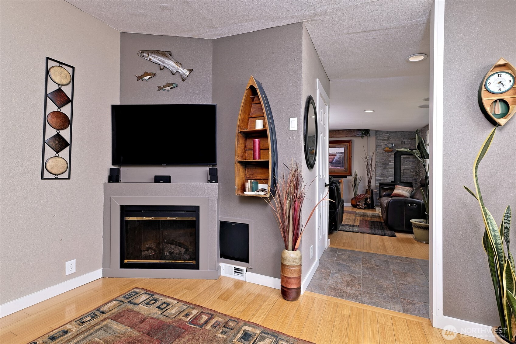 561 East Krabbenhoft Road Grapeview, WA 98546 - Photo 11 of 40 Gallery Image 11