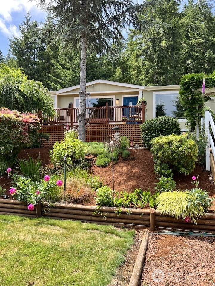 561 East Krabbenhoft Road Grapeview, WA 98546 - Photo 3 of 40 Gallery Image 3