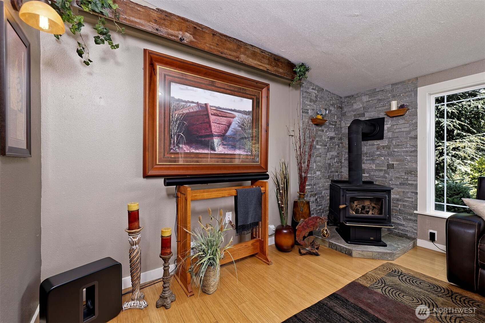 561 East Krabbenhoft Road Grapeview, WA 98546 - Photo 9 of 40 Gallery Image 9