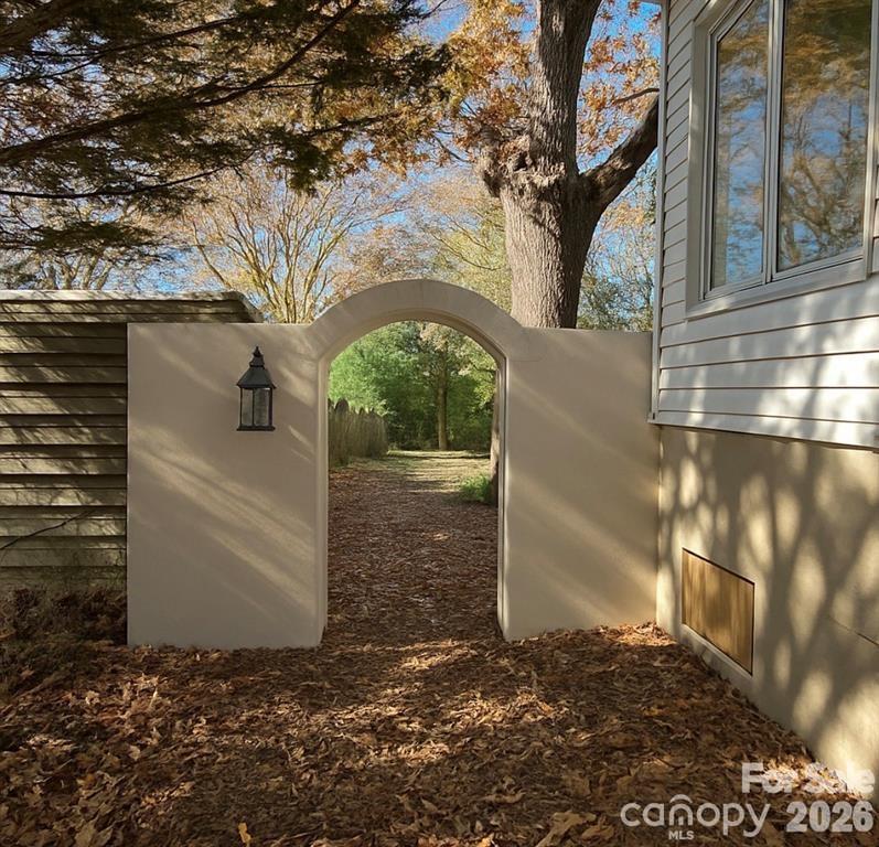 317 8th Street Northwest Hickory, NC 28601 - Photo 40 of 44