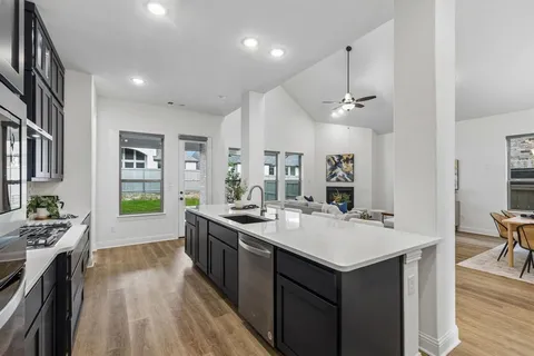 $649,999 | 305 Onyx Drive, Northlake, TX 76247