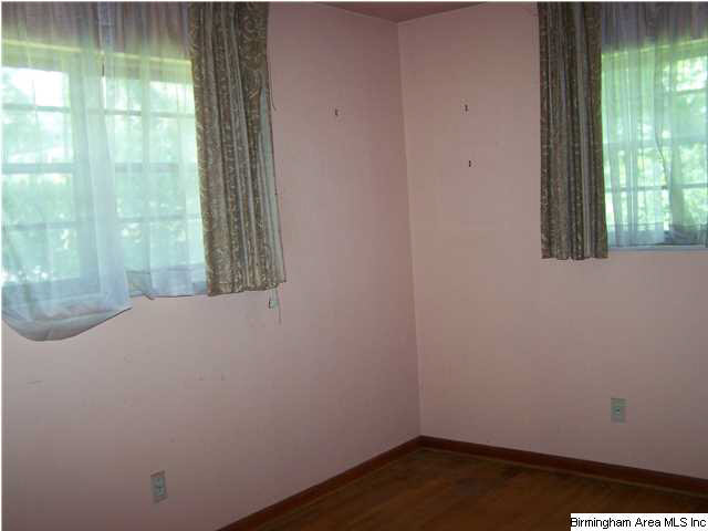 1060 Vinesville Road Birmingham, AL 35208 - Photo 13 of 14