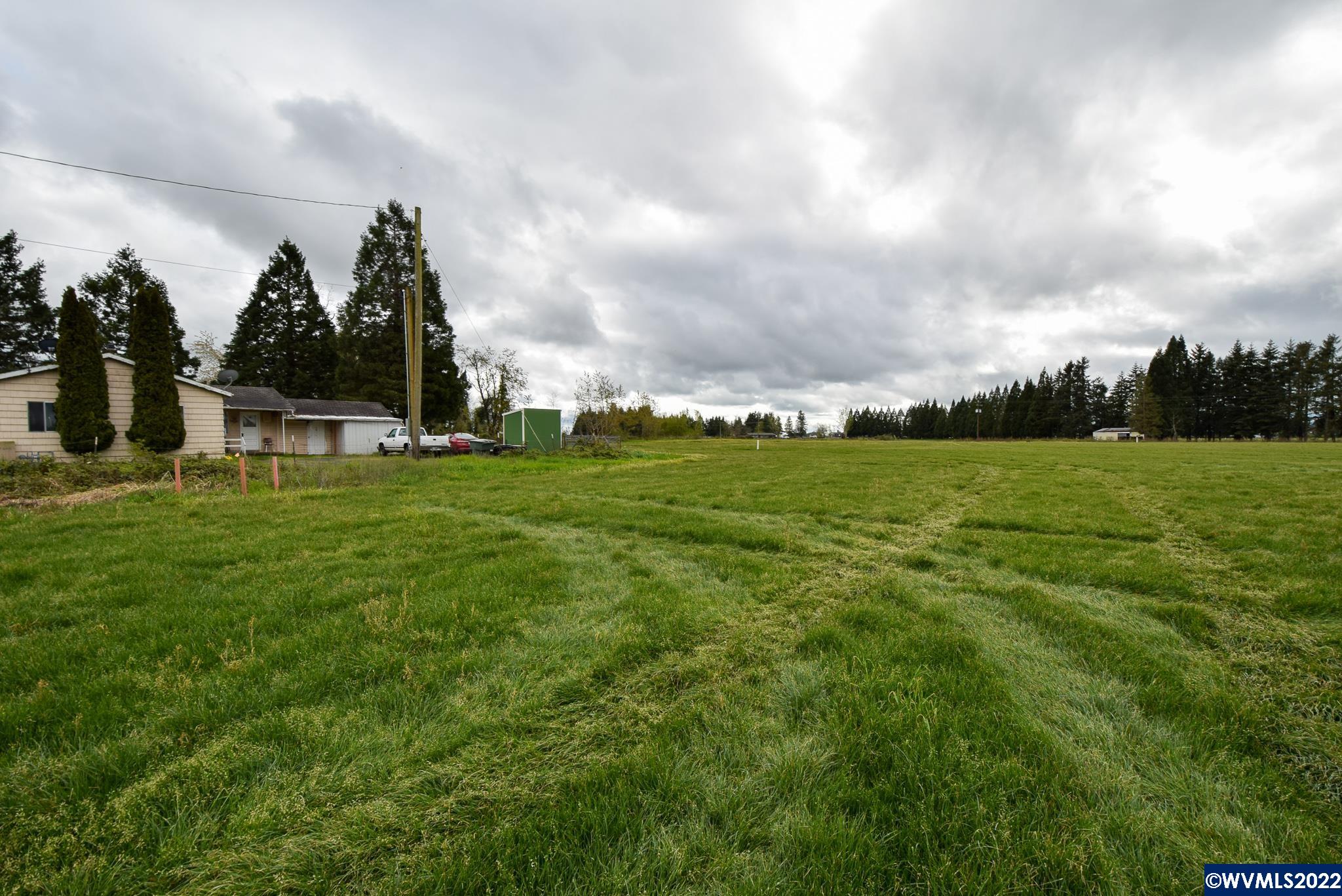 9773 Golf Club Road Southeast Aumsville, OR 97325 - Photo 4 of 12 Gallery Image 4