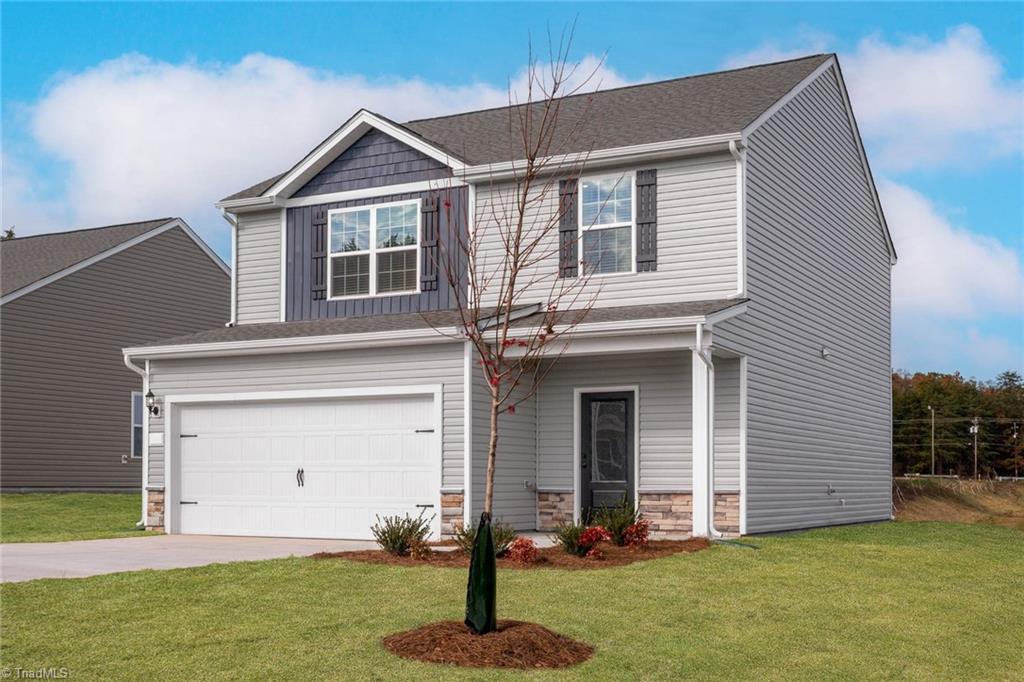 1046 Jonestown Road Winston-Salem, NC 27103 - Photo 21 of 24 Stock Photo
