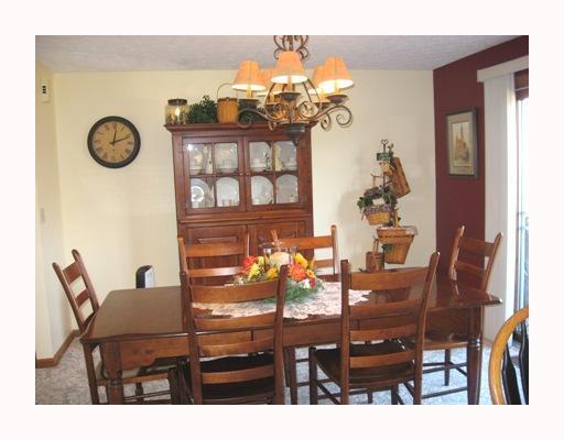 7428 Deercreek Drive Springfield, OH 45502 - Photo 3 of 12